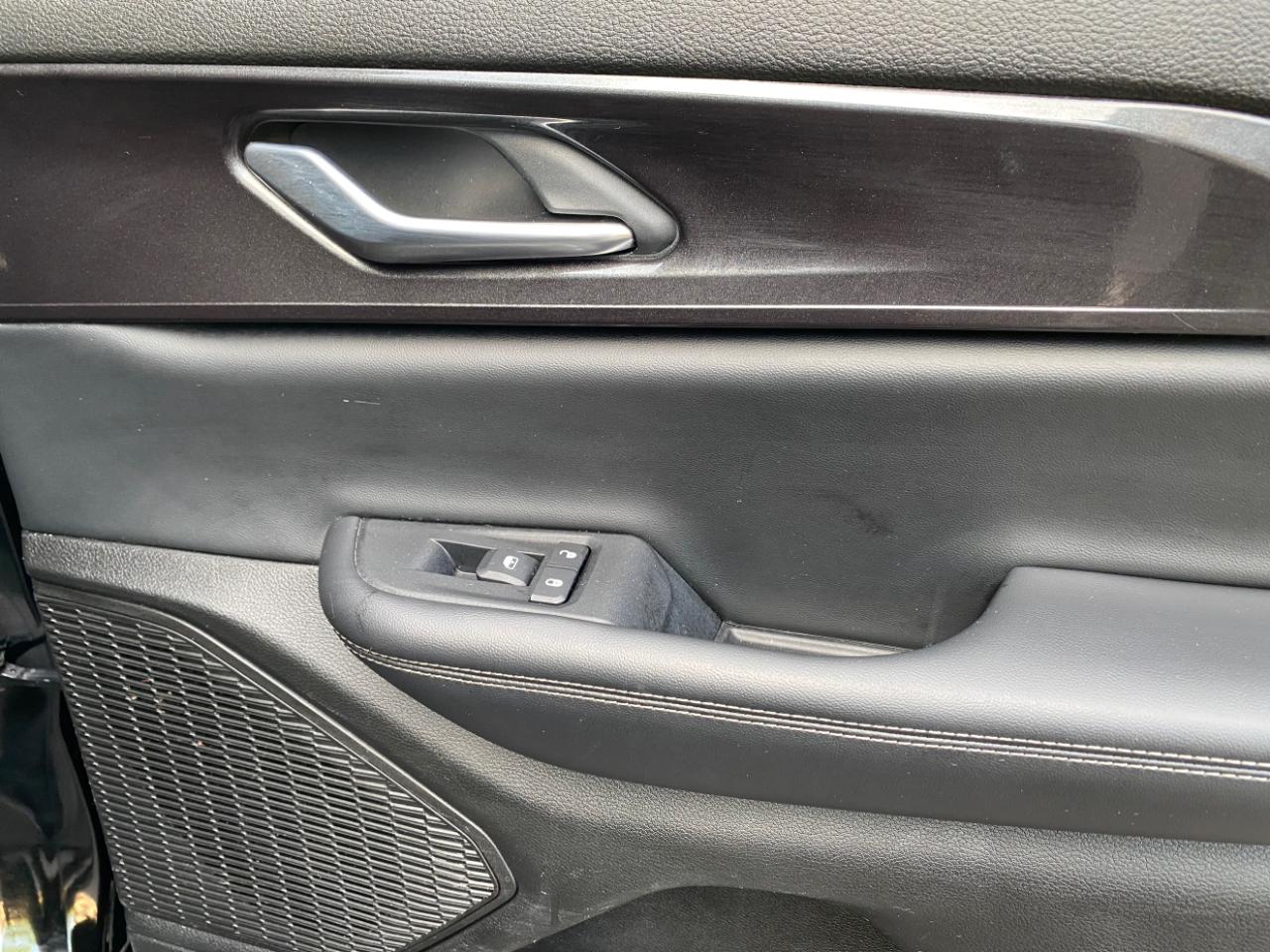 Jeep Grand Cherokee Laredo 4x2 2023