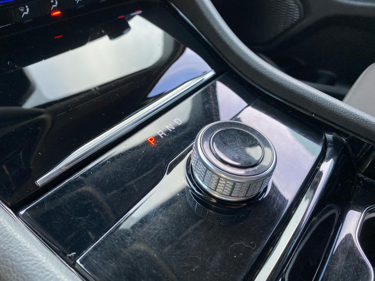 Jeep Grand Cherokee Laredo 4x2 2023