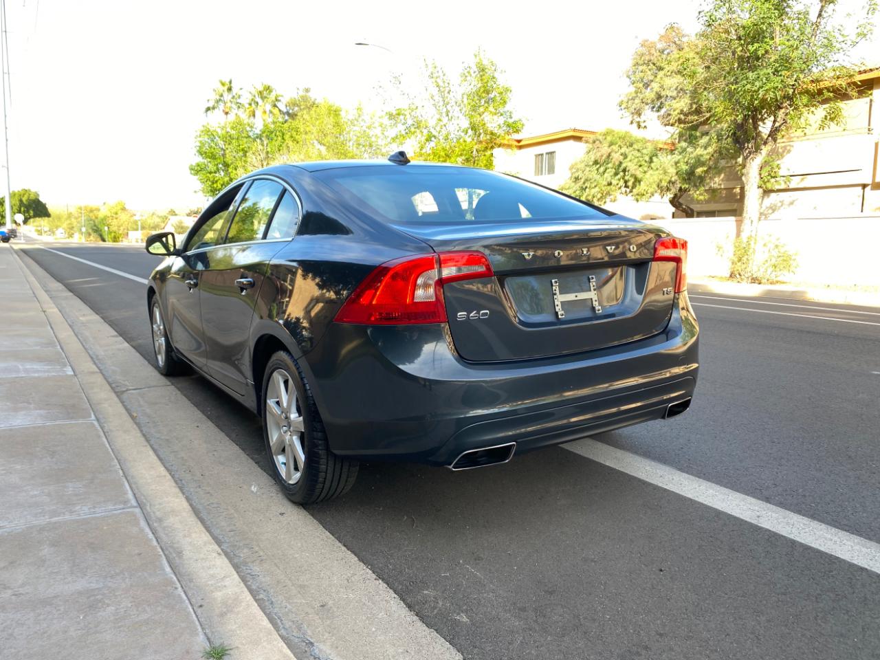 Volvo S60 4dr Sdn T5 Drive-E Premier FWD 2016