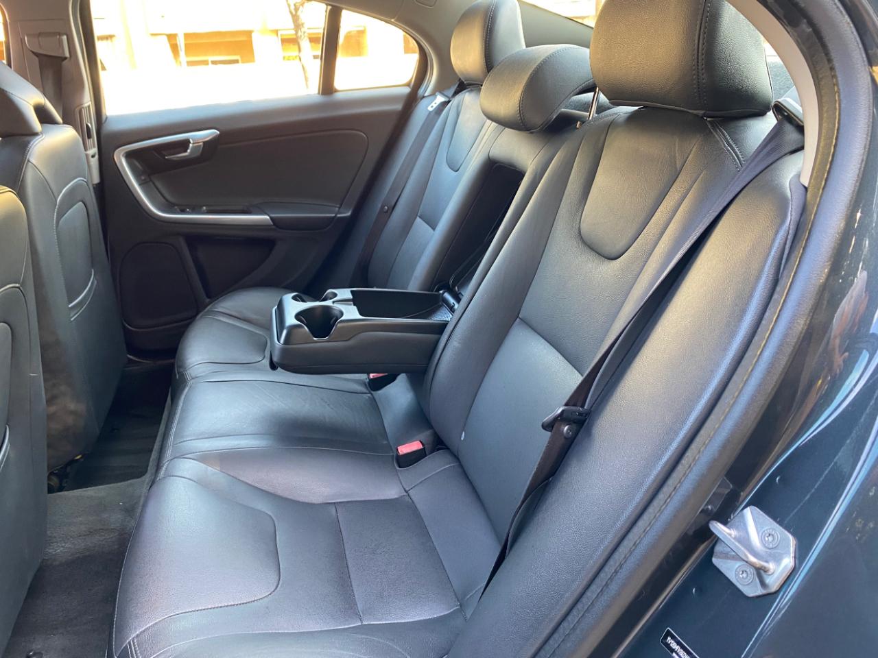 Volvo S60 4dr Sdn T5 Drive-E Premier FWD 2016