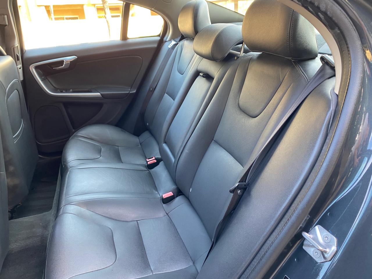 Volvo S60 4dr Sdn T5 Drive-E Premier FWD 2016