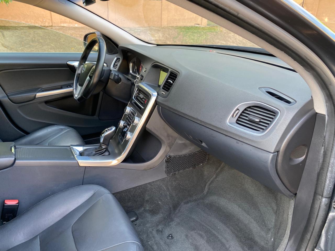 Volvo S60 4dr Sdn T5 Drive-E Premier FWD 2016