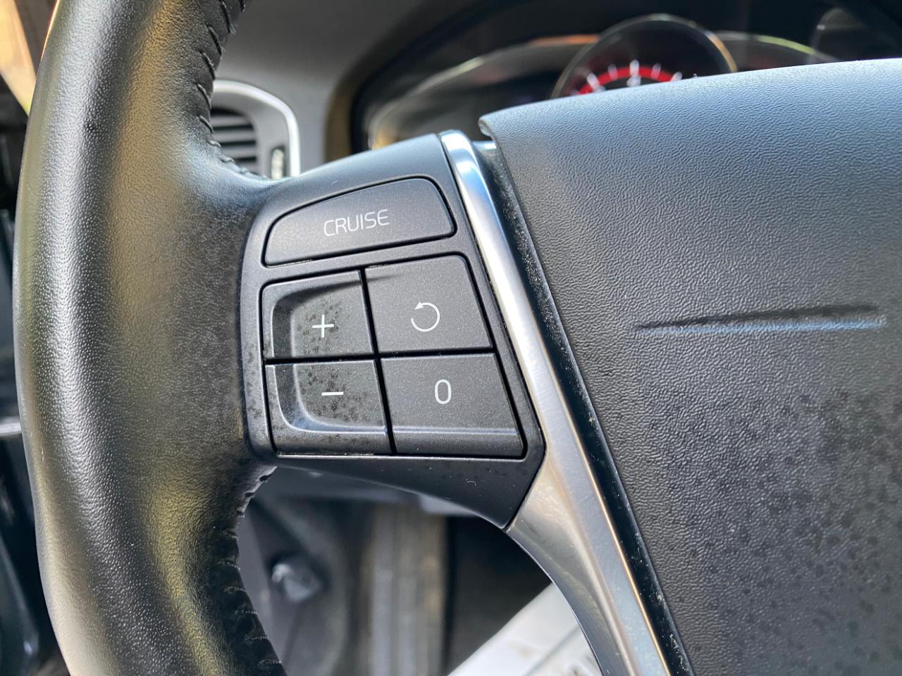 Volvo S60 4dr Sdn T5 Drive-E Premier FWD 2016