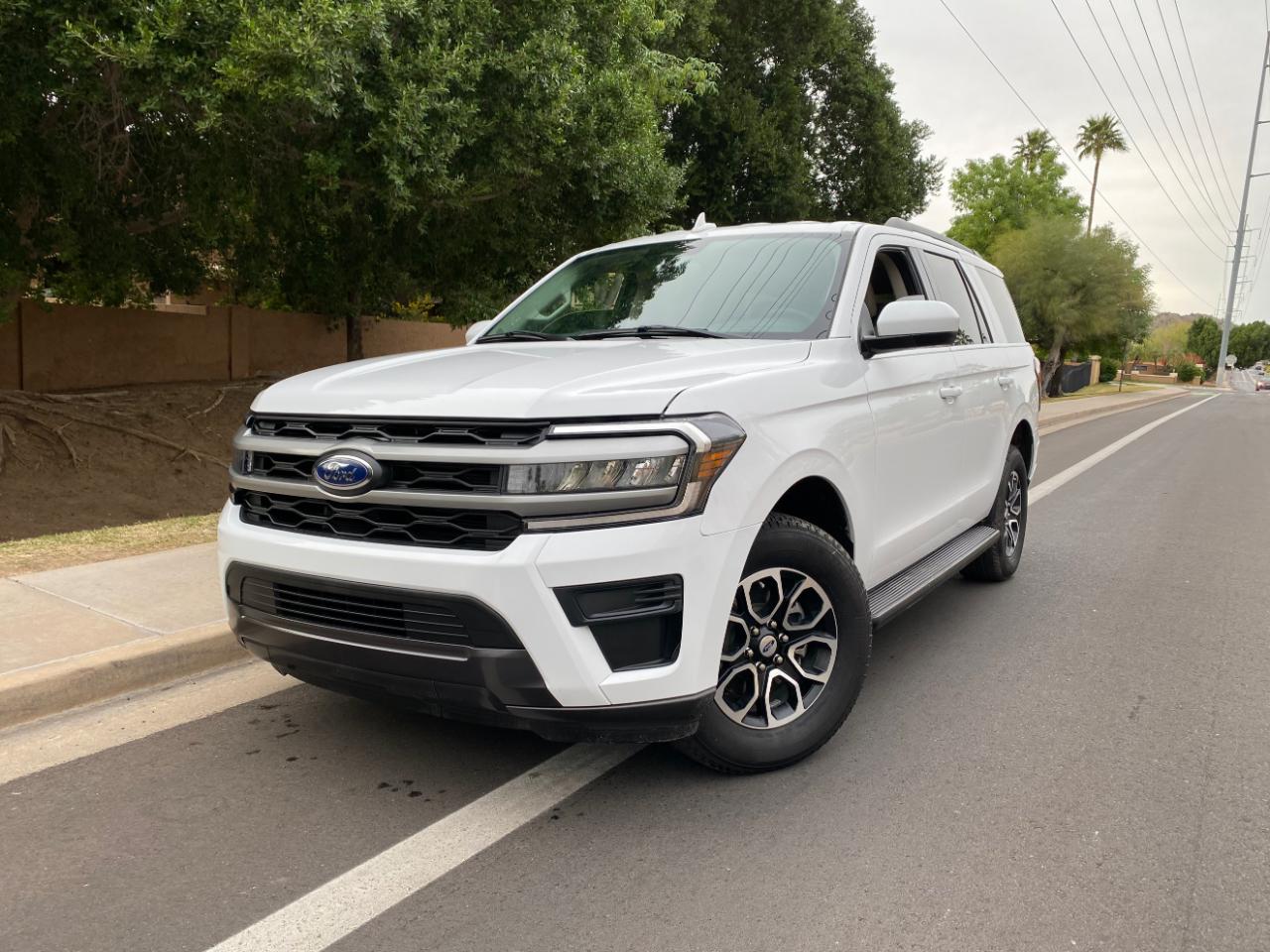 Ford Expedition XLT 4x2 2024