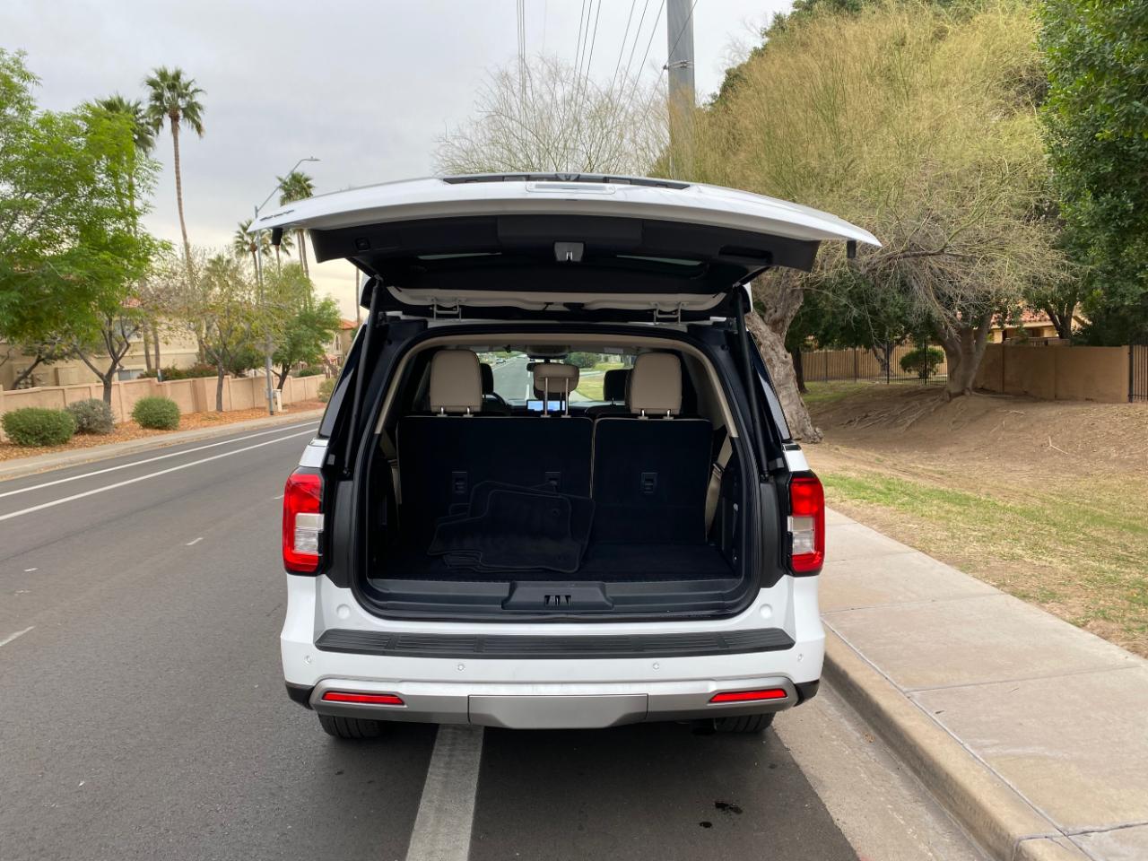 Ford Expedition XLT 4x2 2024