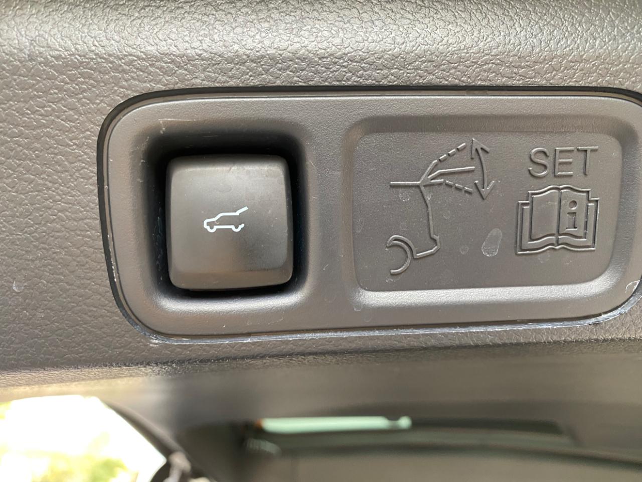 Ford Expedition XLT 4x2 2024