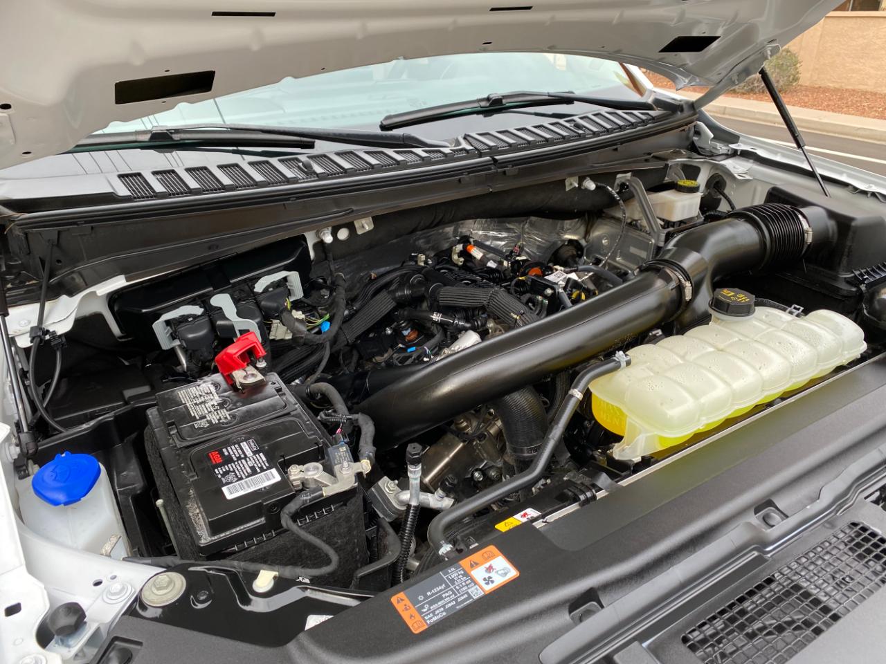 Ford Expedition XLT 4x2 2024