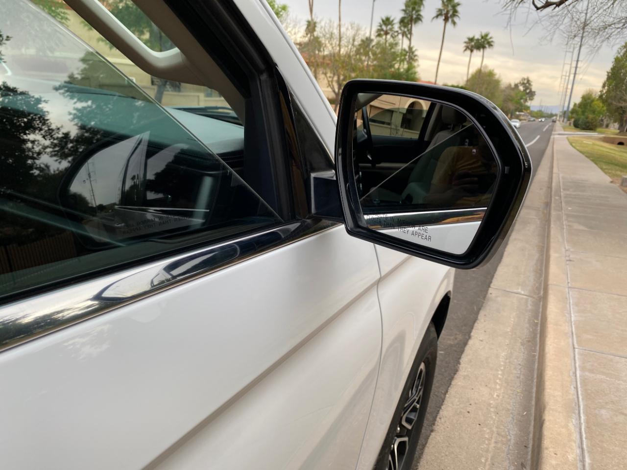 Ford Expedition XLT 4x2 2024