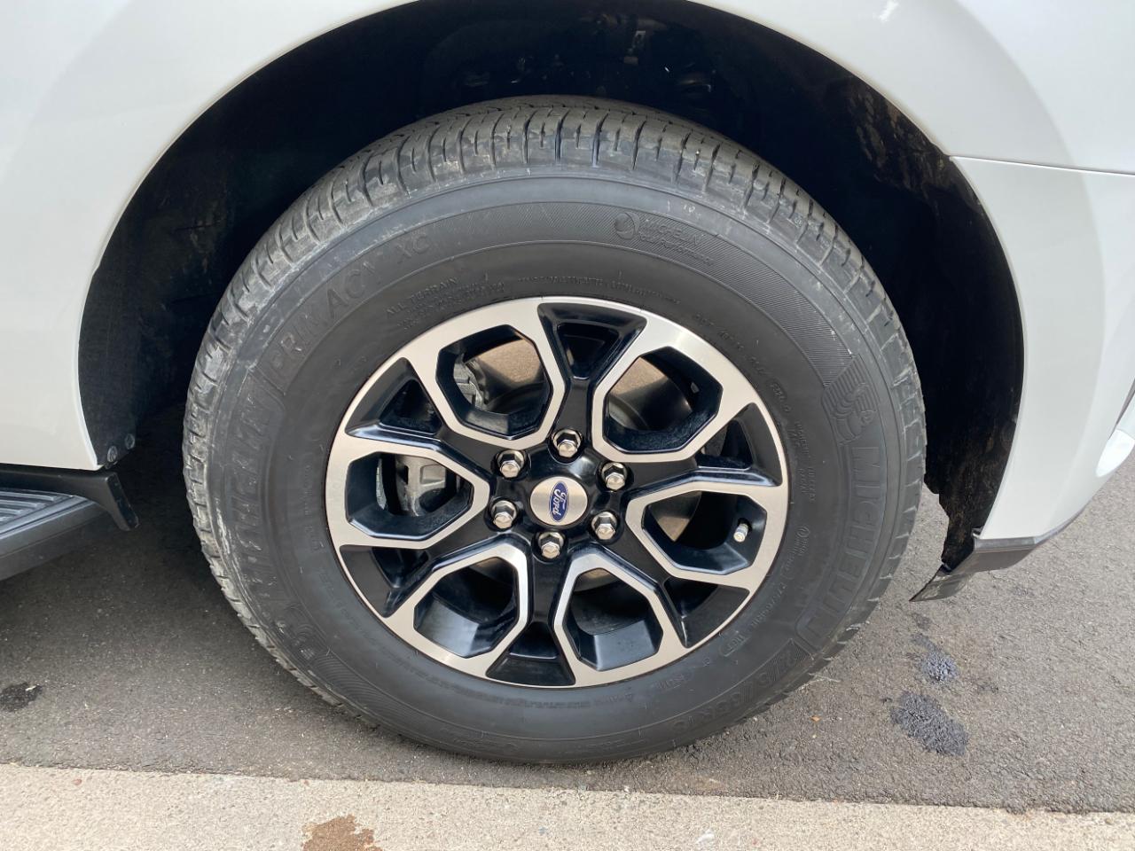 Ford Expedition XLT 4x2 2024