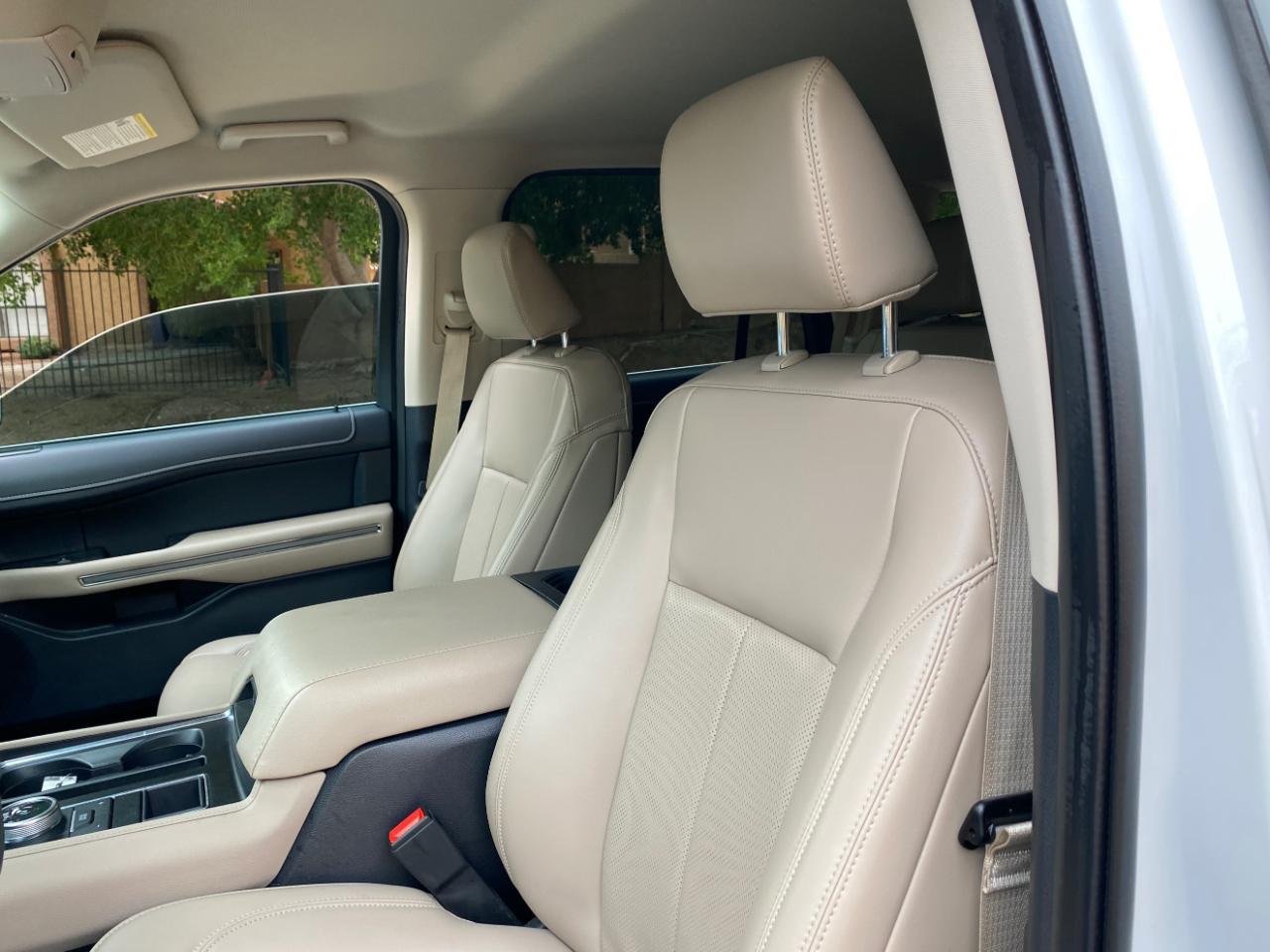 Ford Expedition XLT 4x2 2024