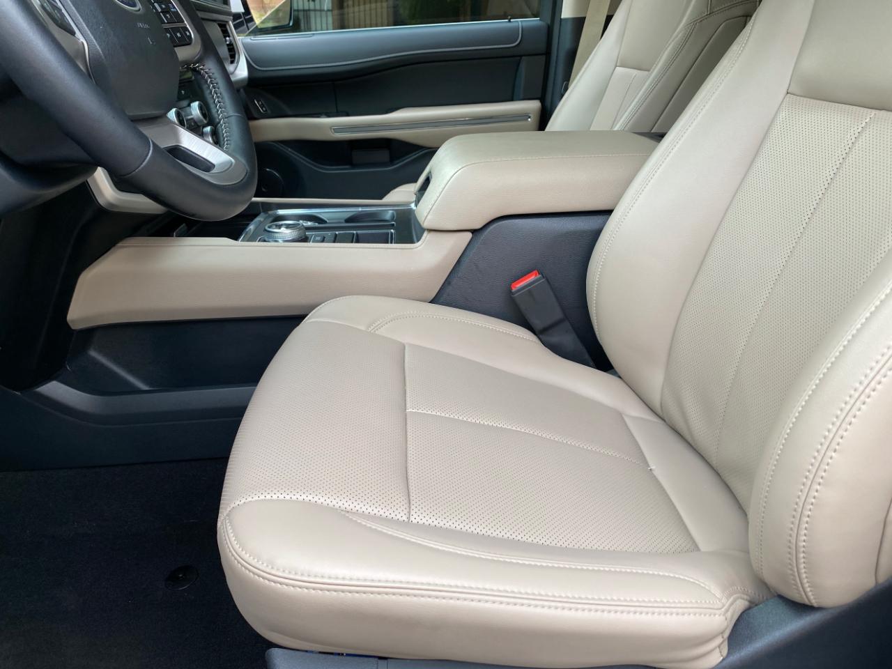 Ford Expedition XLT 4x2 2024