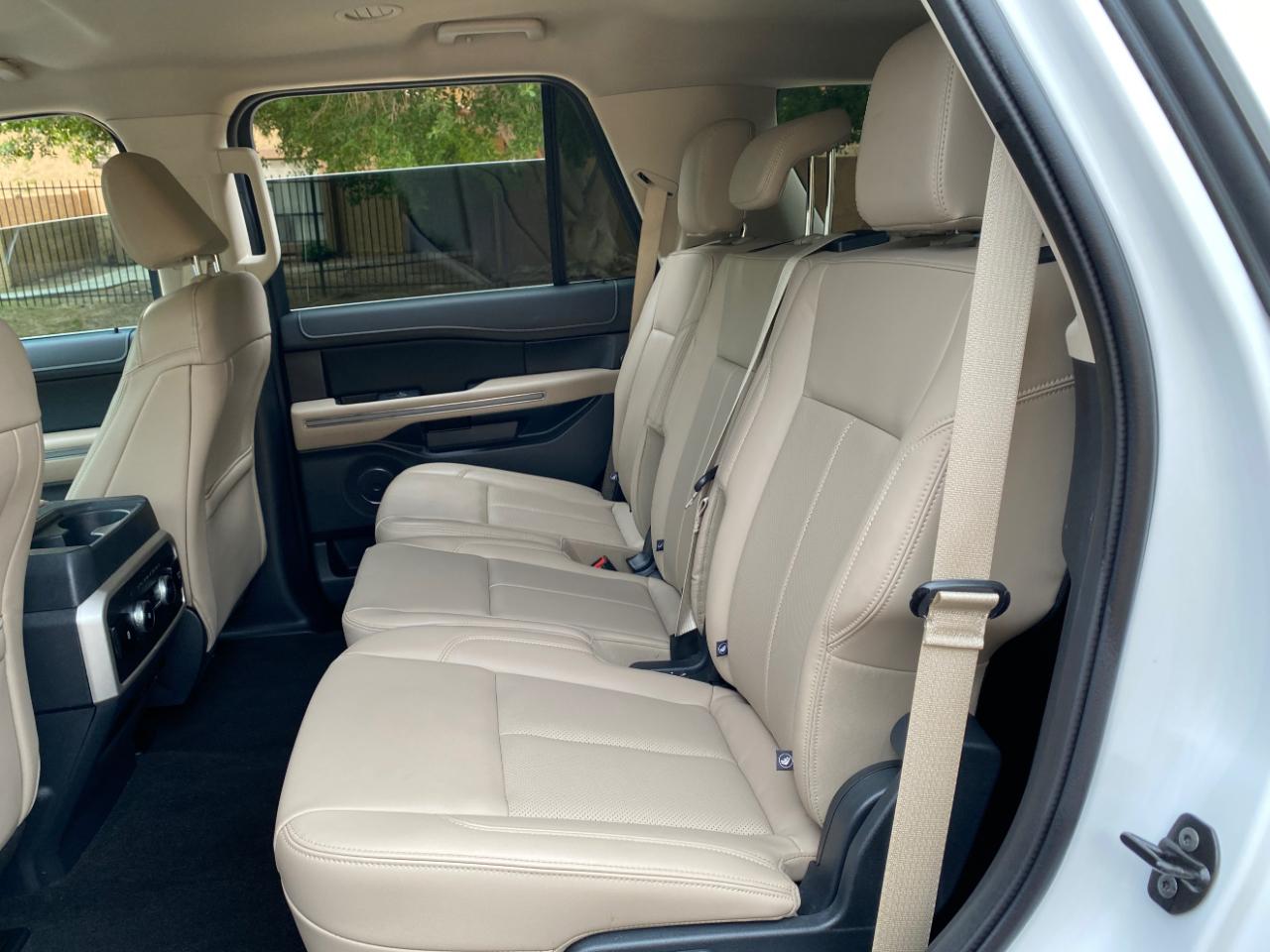 Ford Expedition XLT 4x2 2024