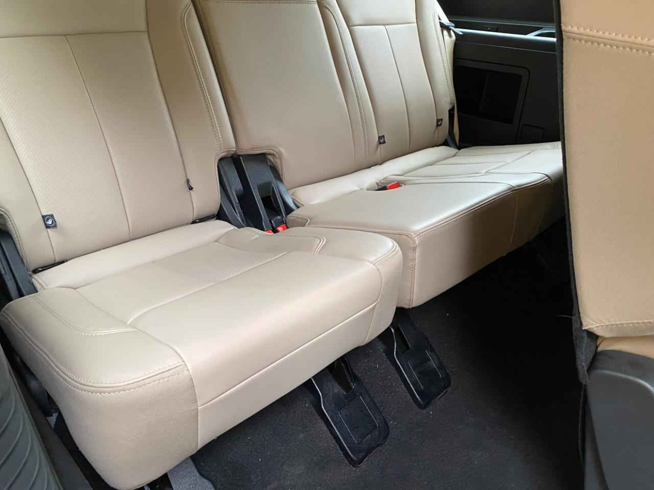 Ford Expedition XLT 4x2 2024