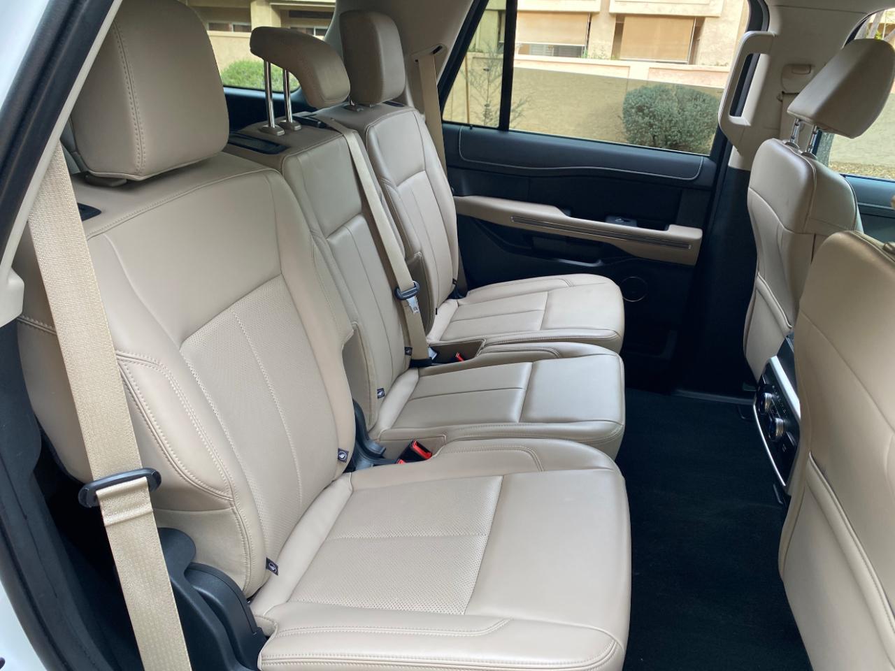 Ford Expedition XLT 4x2 2024