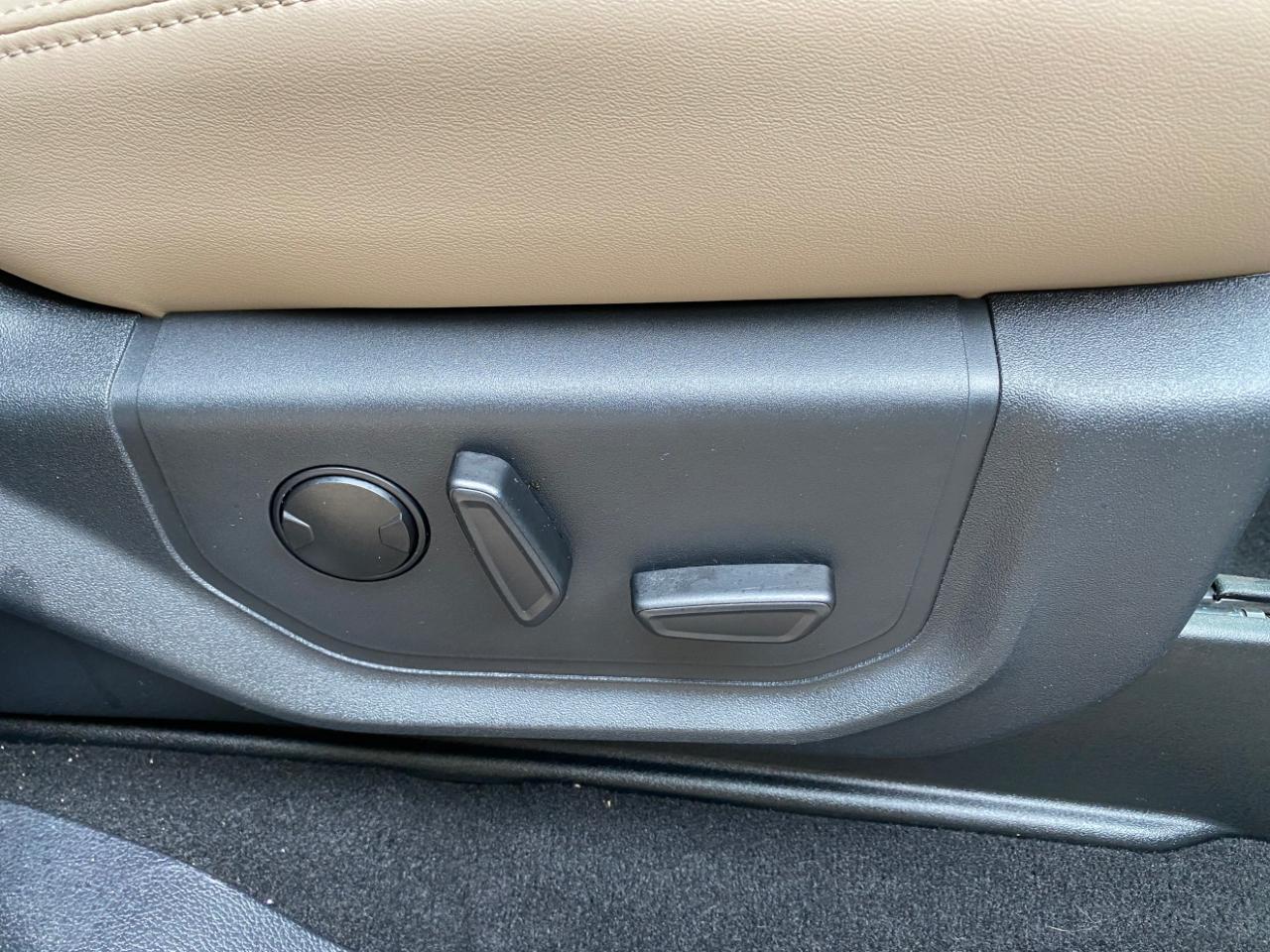 Ford Expedition XLT 4x2 2024