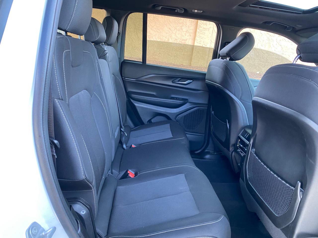 Jeep Grand Cherokee Laredo X 4x4 2024