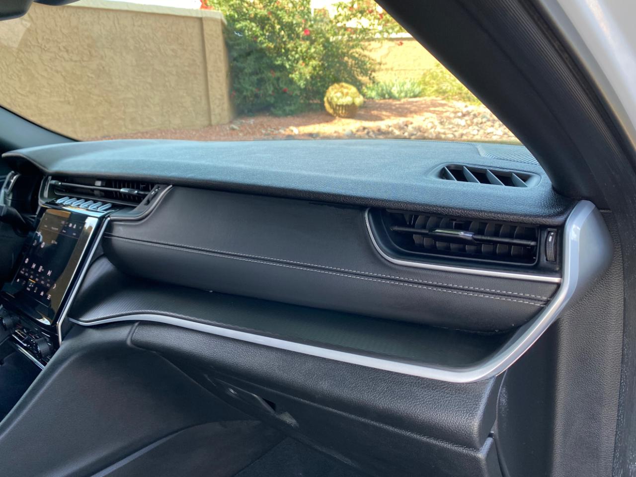 Jeep Grand Cherokee Laredo X 4x4 2024