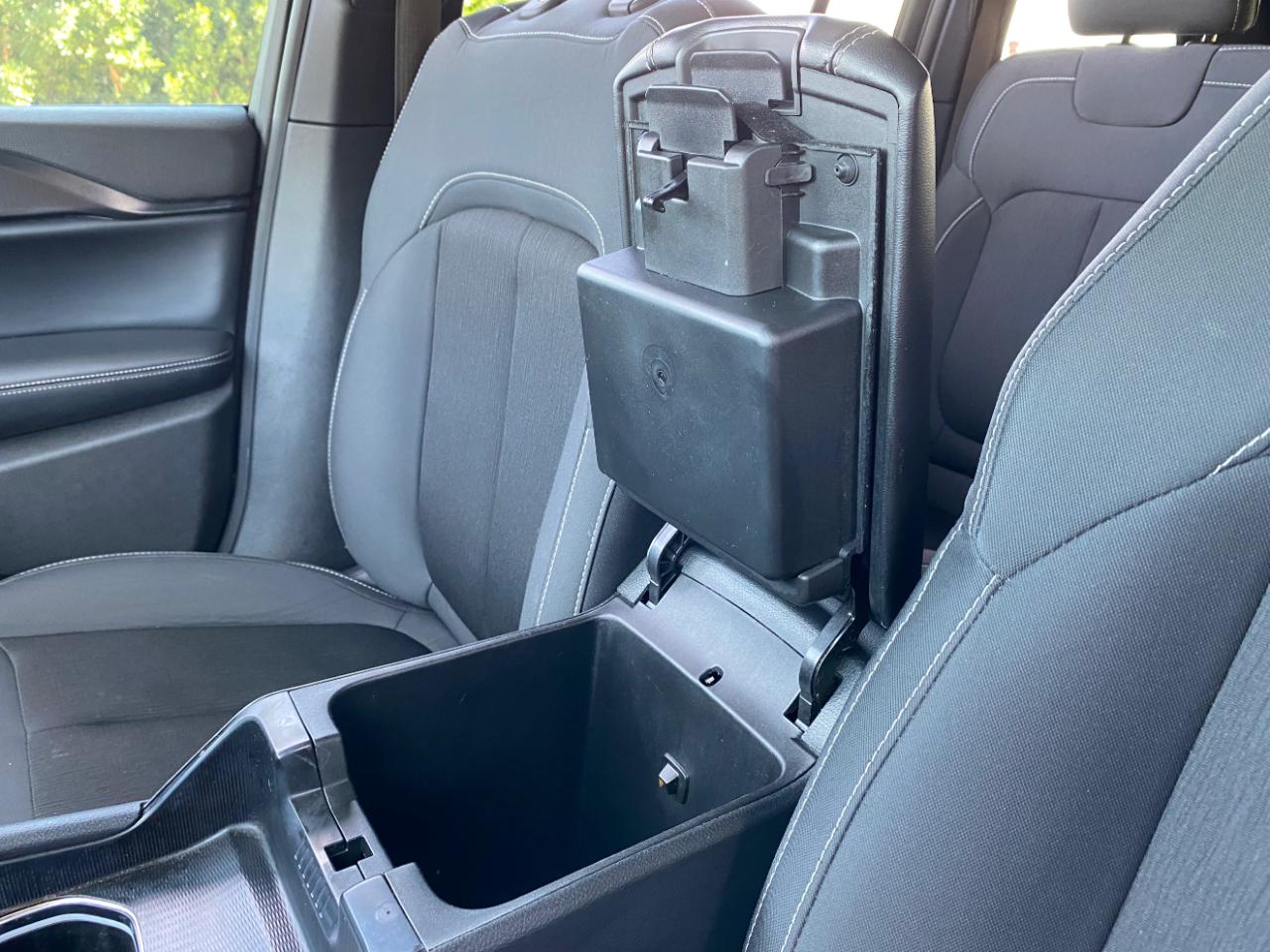 Jeep Grand Cherokee Laredo X 4x4 2024