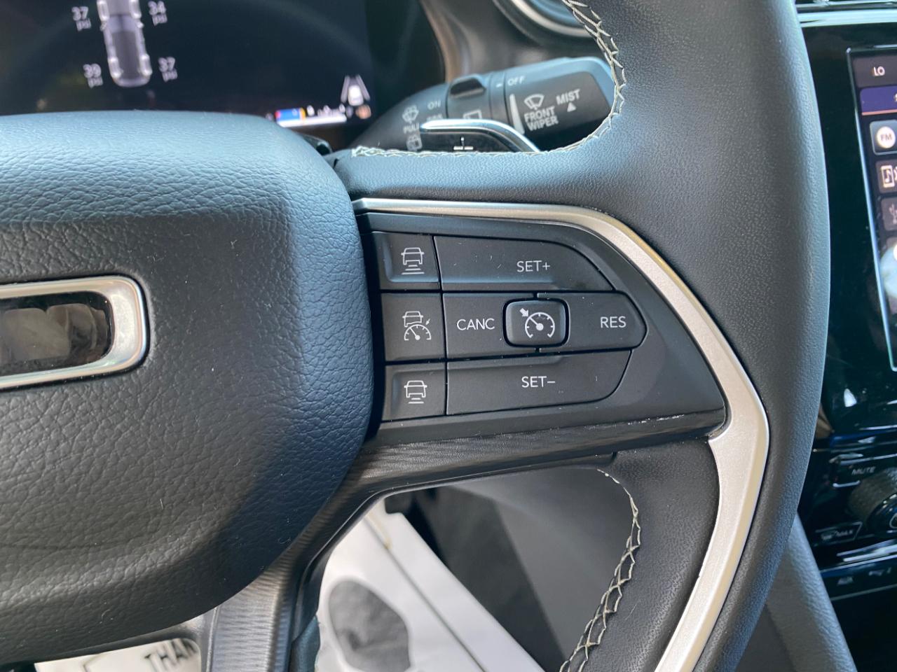 Jeep Grand Cherokee Laredo X 4x4 2024