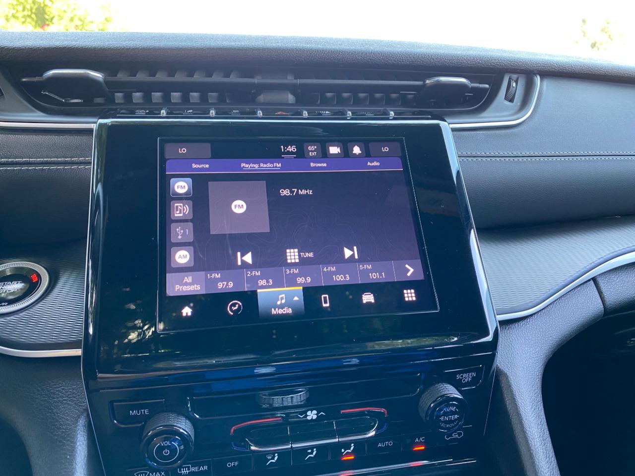 Jeep Grand Cherokee Laredo X 4x4 2024