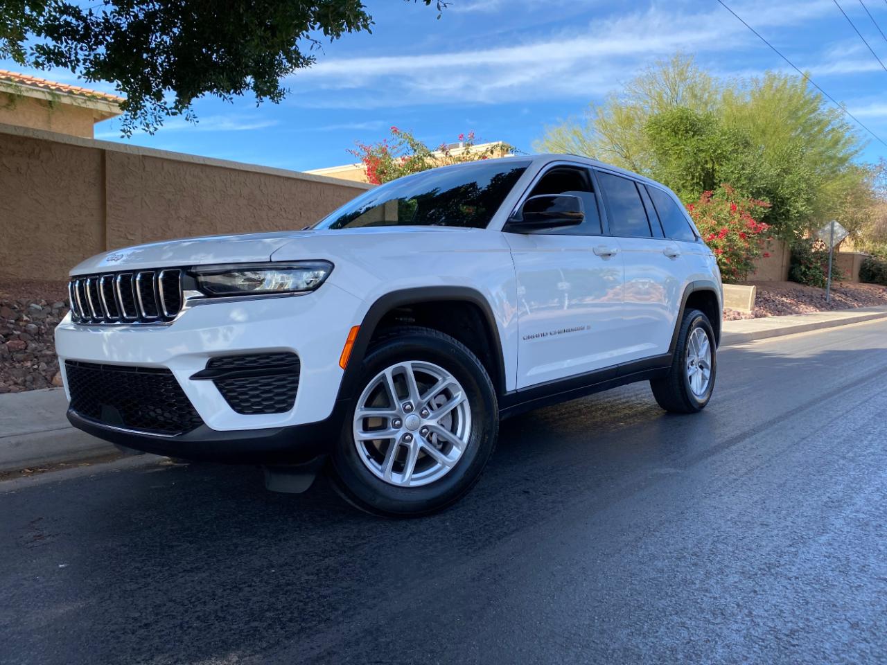 Jeep Grand Cherokee Laredo X 4x4 2024