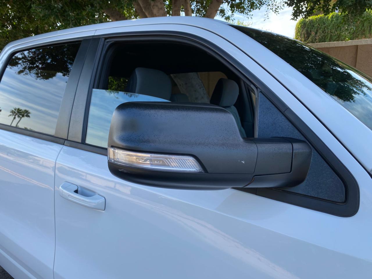 RAM 1500 Big Horn 4x4 Crew Cab 5'7" Box 2022