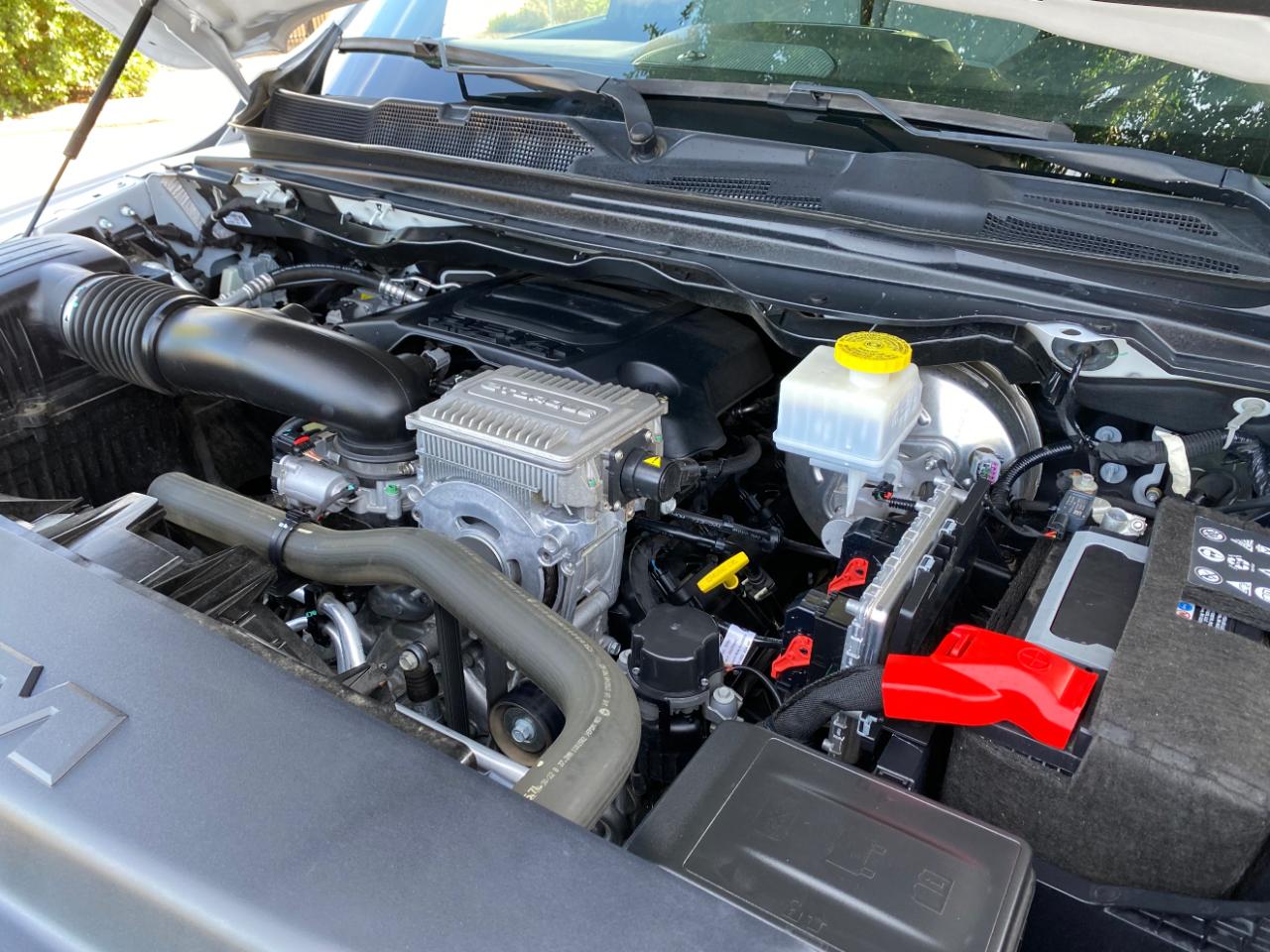 RAM 1500 Big Horn 4x4 Crew Cab 5'7" Box 2022