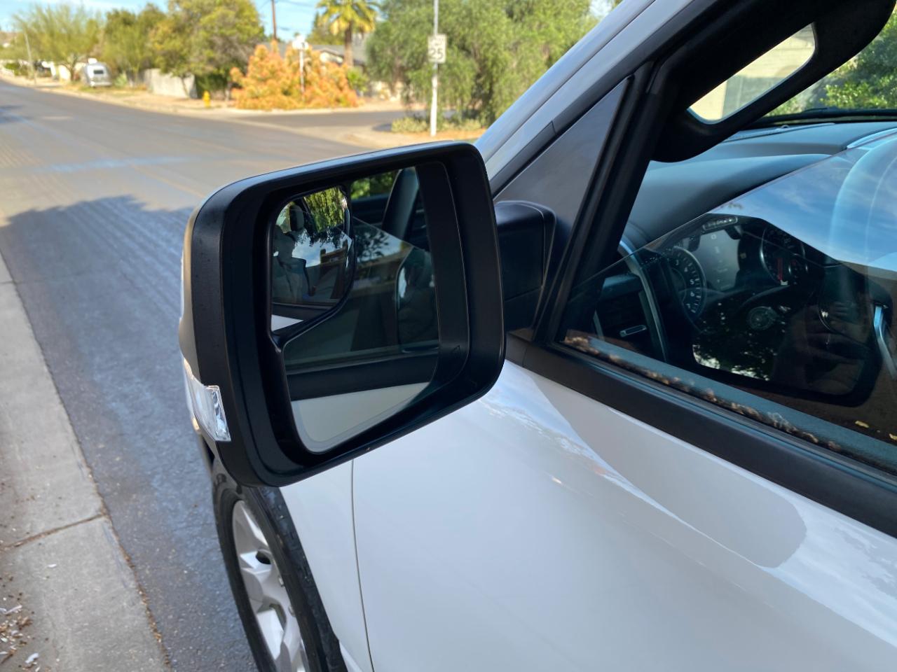 RAM 1500 Big Horn 4x4 Crew Cab 5'7" Box 2022