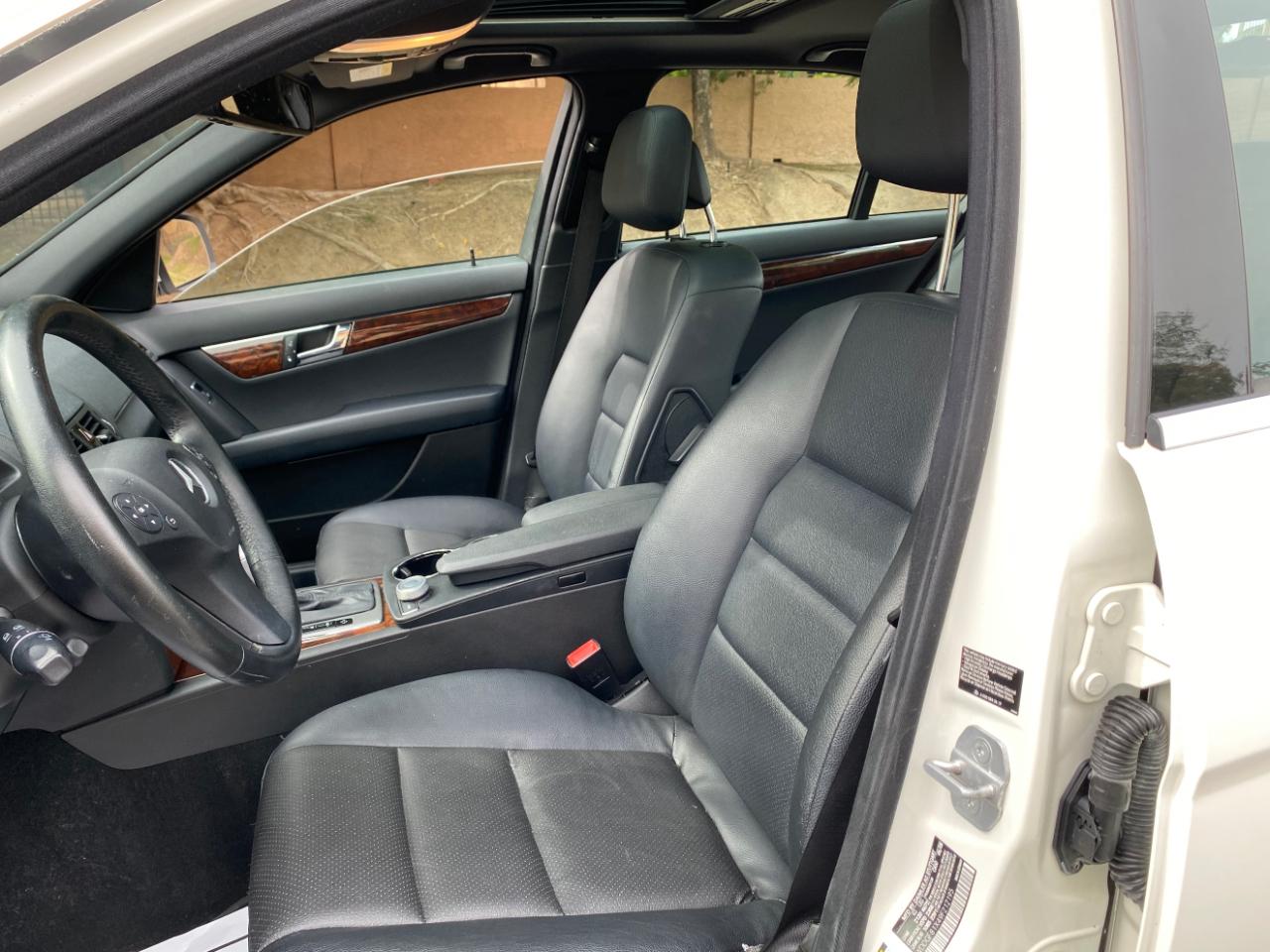 Mercedes-Benz C-Class 4dr Sdn 3.0L Sport 4MATIC 2009