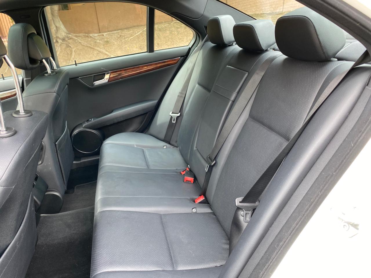 Mercedes-Benz C-Class 4dr Sdn 3.0L Sport 4MATIC 2009