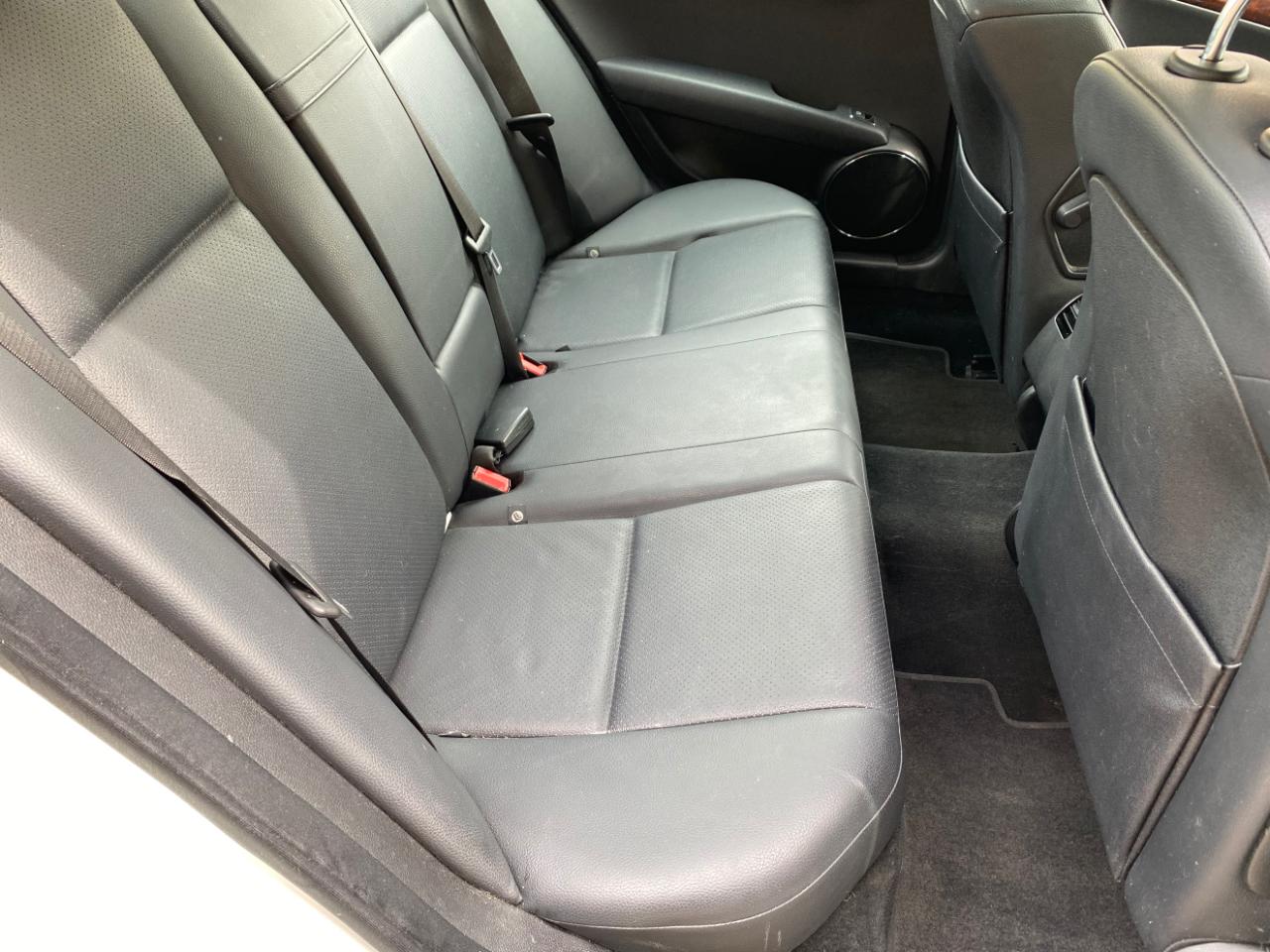 Mercedes-Benz C-Class 4dr Sdn 3.0L Sport 4MATIC 2009