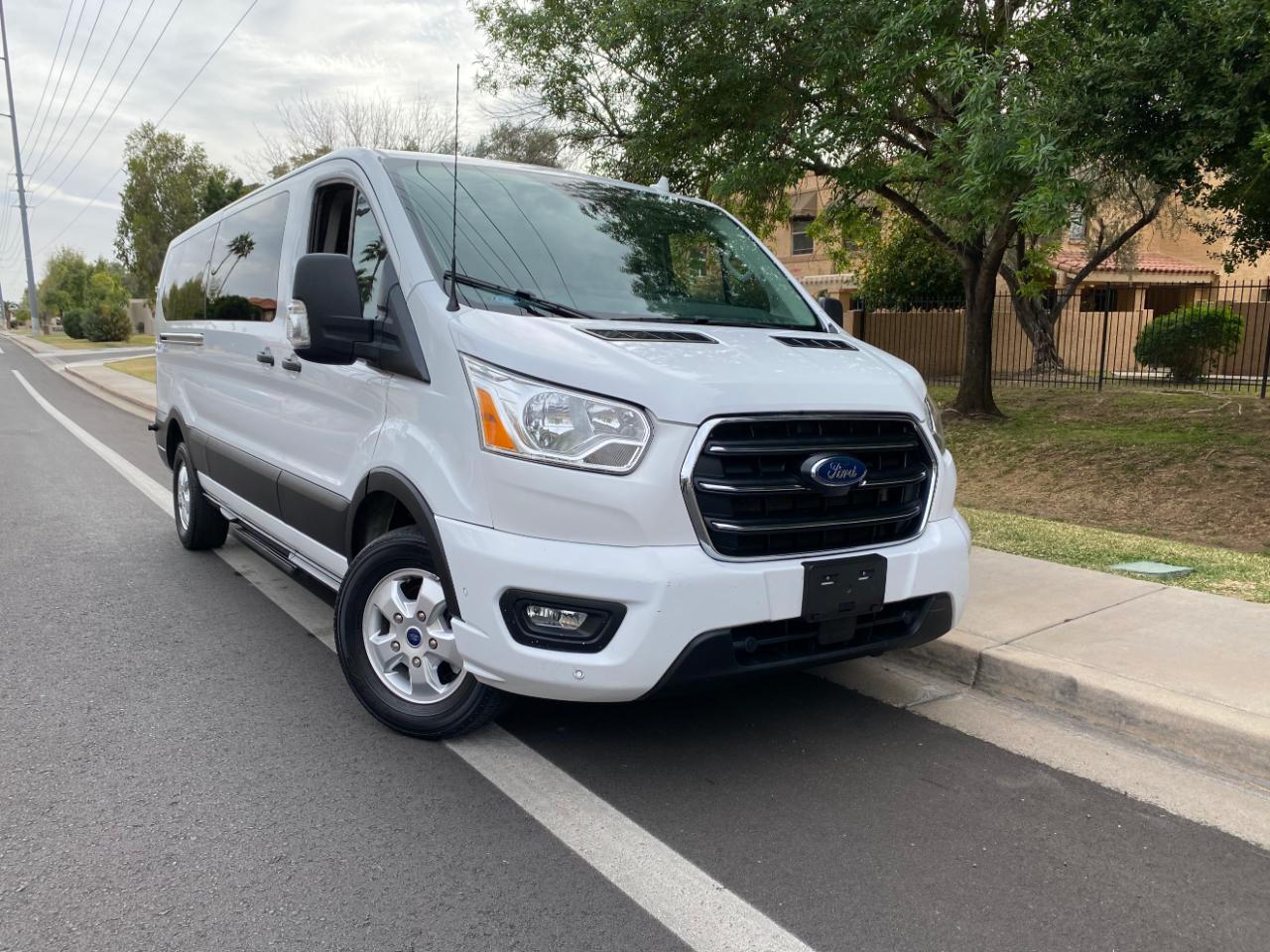 Ford Transit Passenger Wagon T-350 148" Low Roof XLT RWD 2020