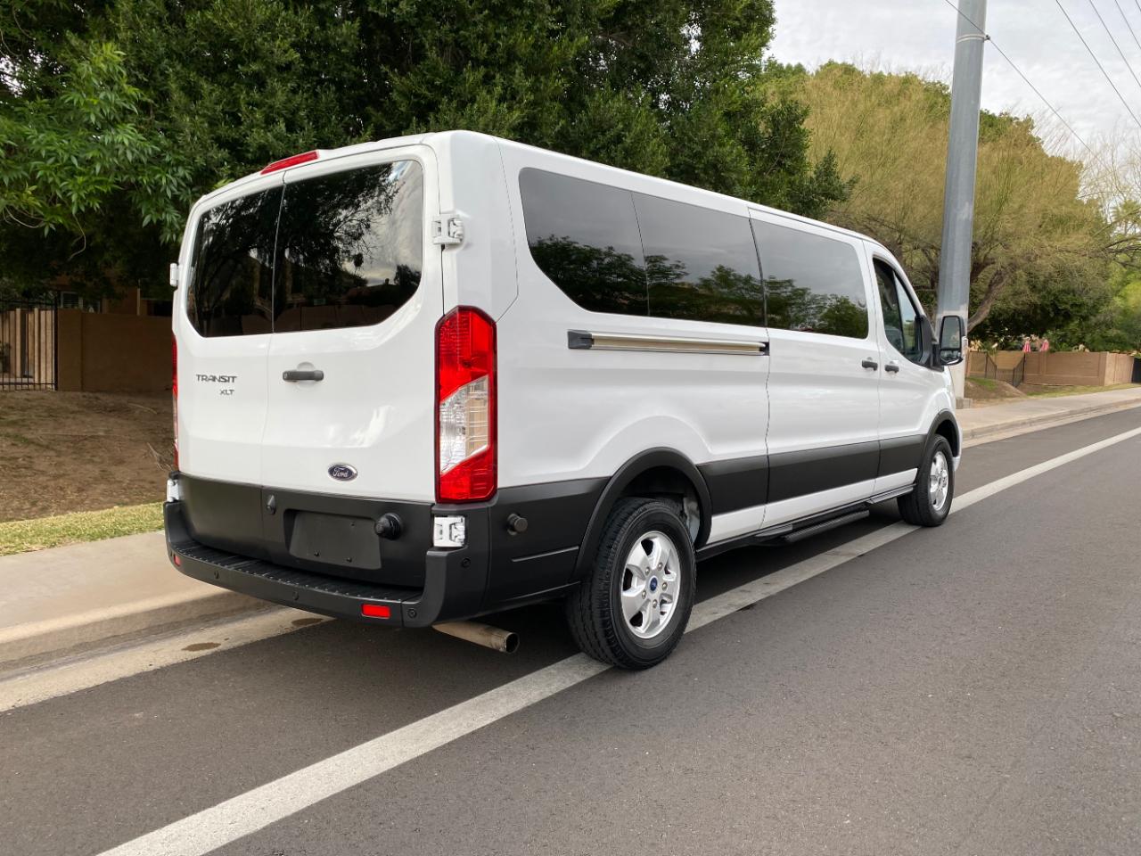 Ford Transit Passenger Wagon T-350 148" Low Roof XLT RWD 2020