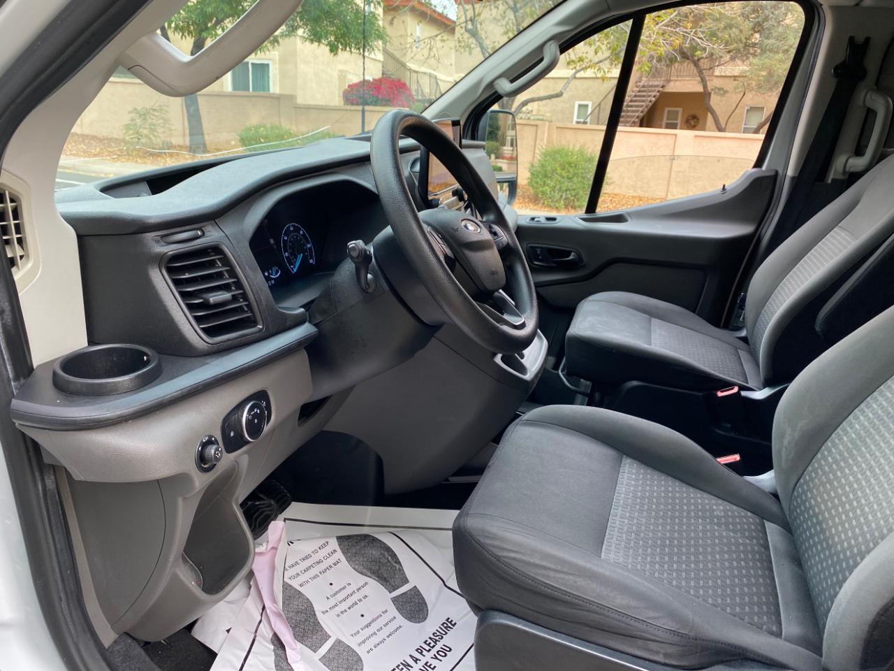 Ford Transit Passenger Wagon T-350 148" Low Roof XLT RWD 2020