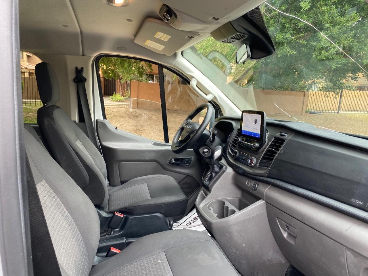 Ford Transit Passenger Wagon T-350 148" Low Roof XLT RWD 2020