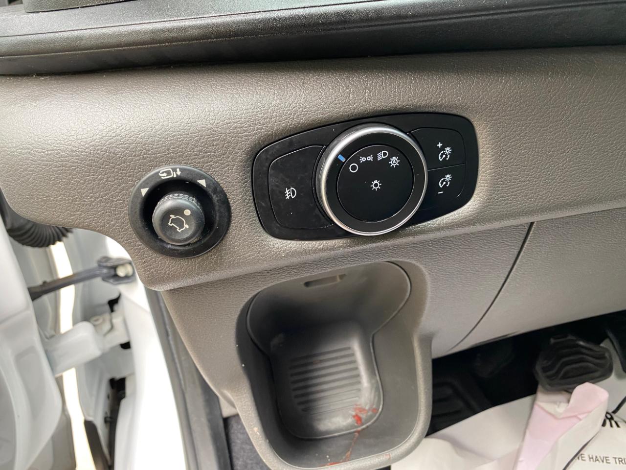 Ford Transit Passenger Wagon T-350 148" Low Roof XLT RWD 2020