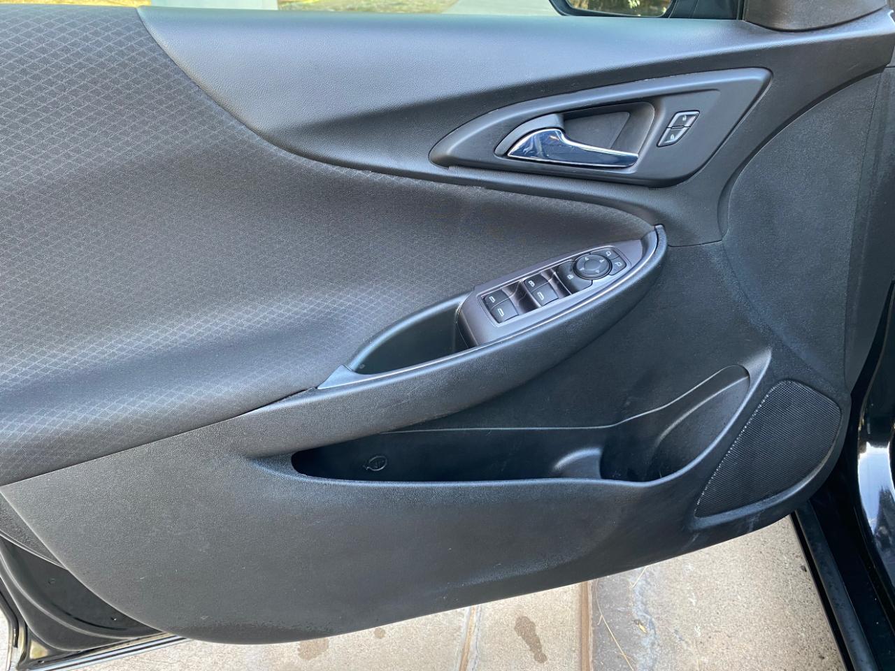 Chevrolet Malibu 4dr Sdn LT 2021