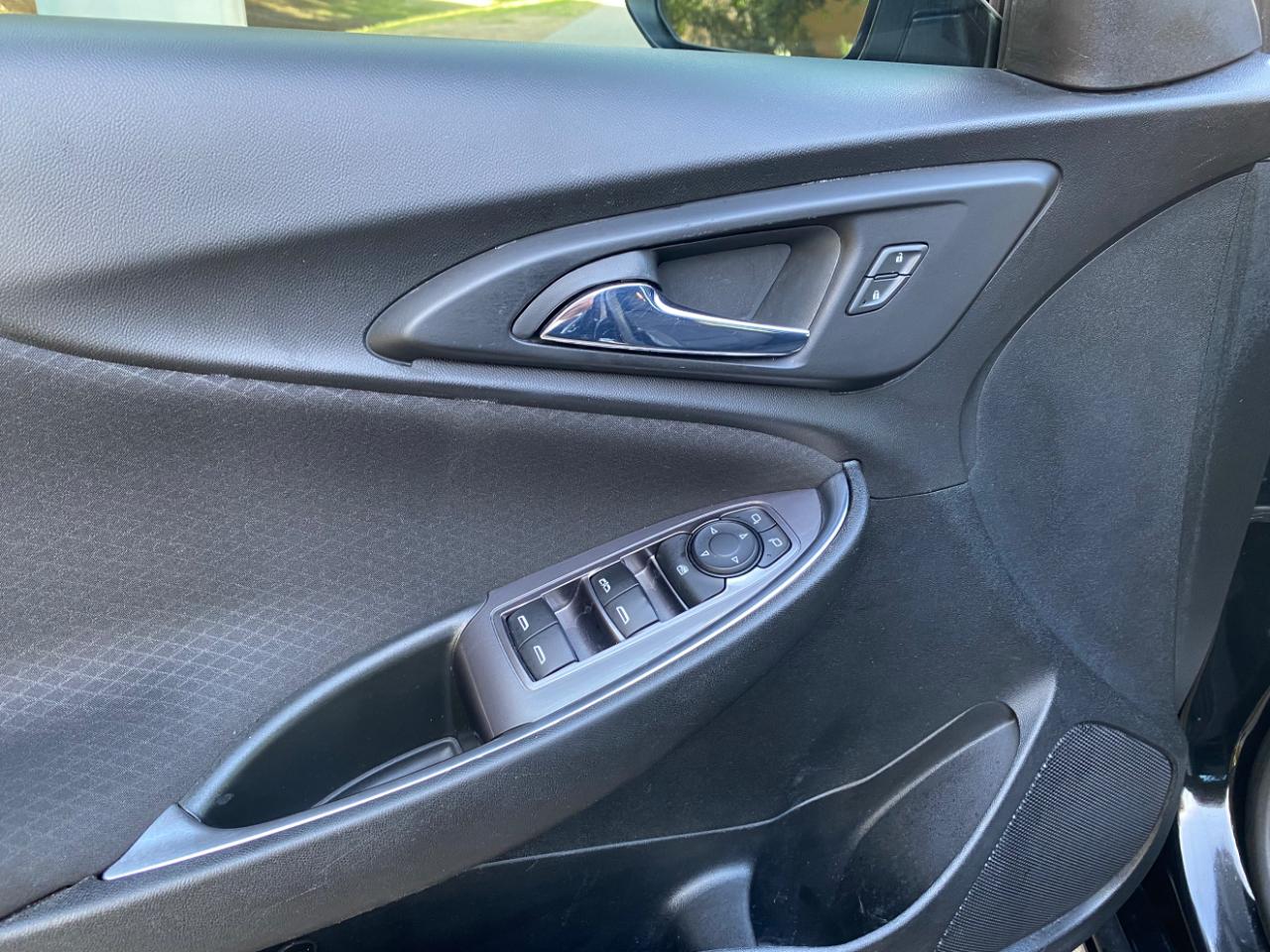 Chevrolet Malibu 4dr Sdn LT 2021