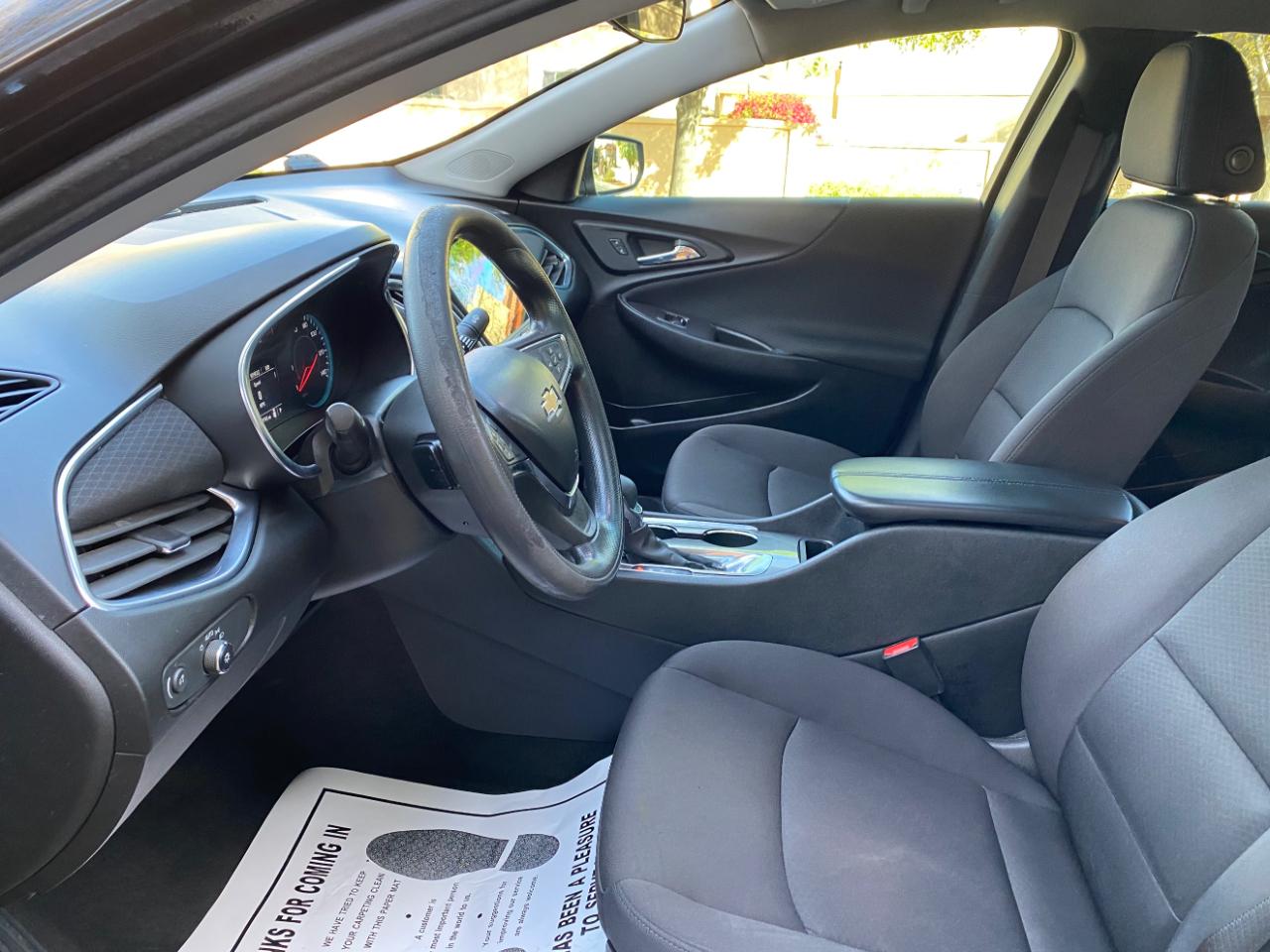 Chevrolet Malibu 4dr Sdn LT 2021