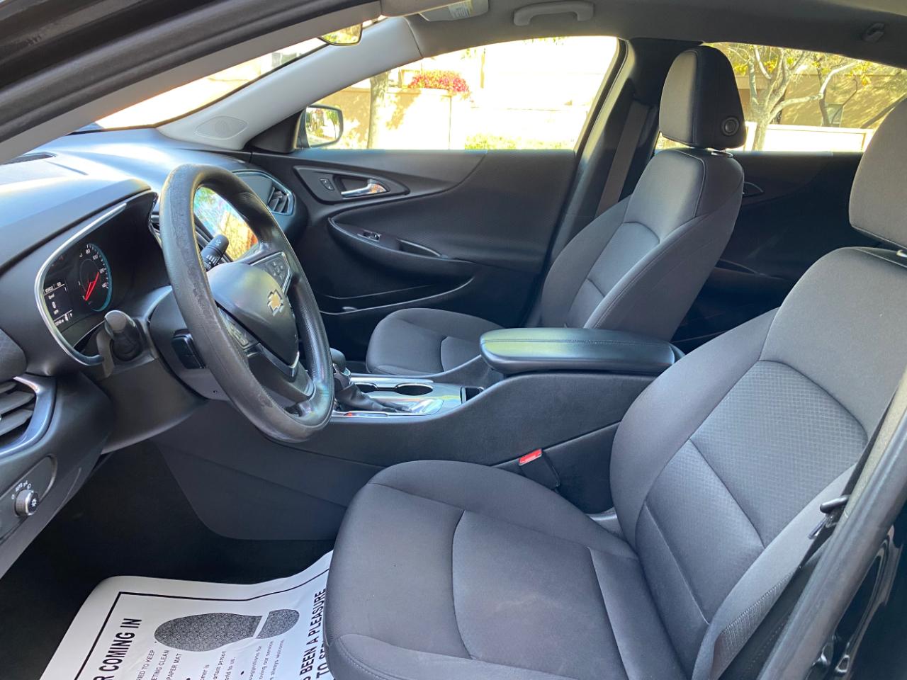 Chevrolet Malibu 4dr Sdn LT 2021