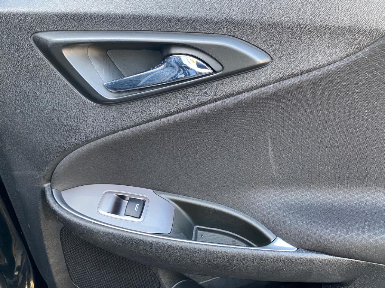 Chevrolet Malibu 4dr Sdn LT 2021