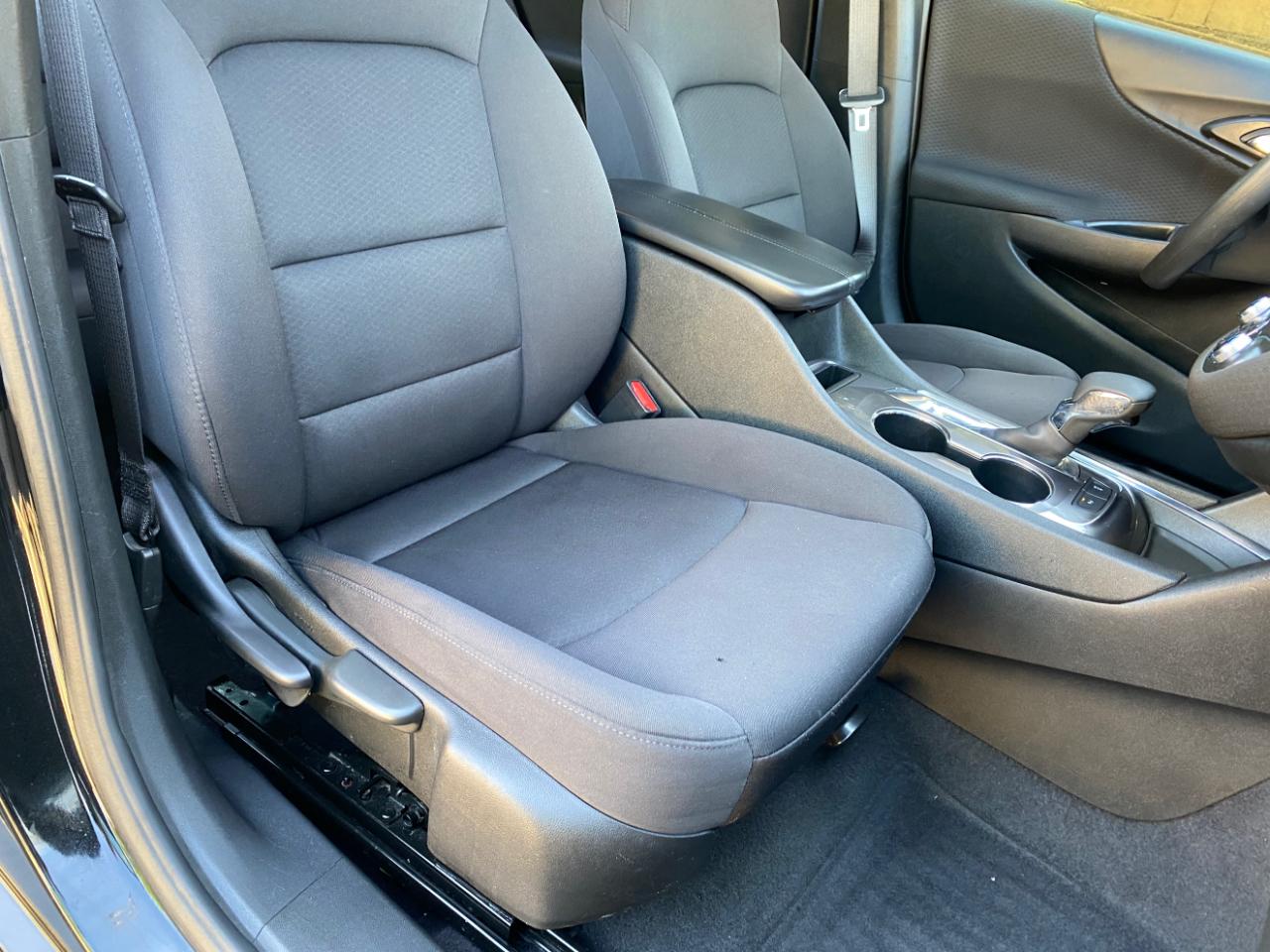 Chevrolet Malibu 4dr Sdn LT 2021