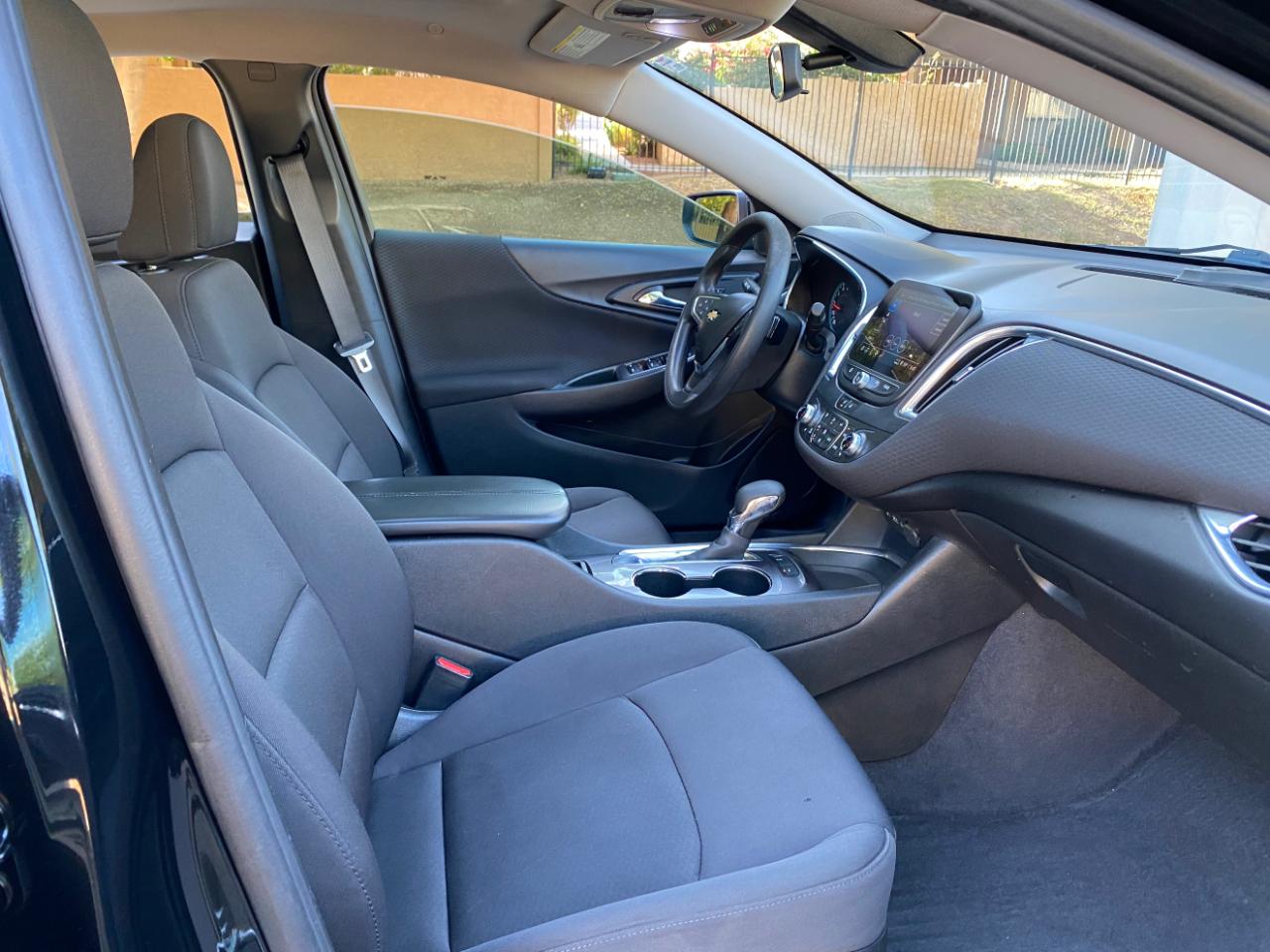 Chevrolet Malibu 4dr Sdn LT 2021