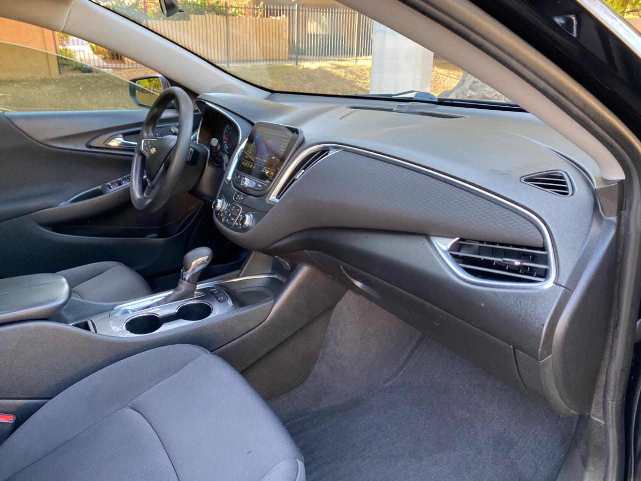 Chevrolet Malibu 4dr Sdn LT 2021