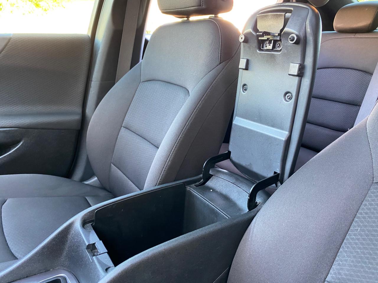 Chevrolet Malibu 4dr Sdn LT 2021