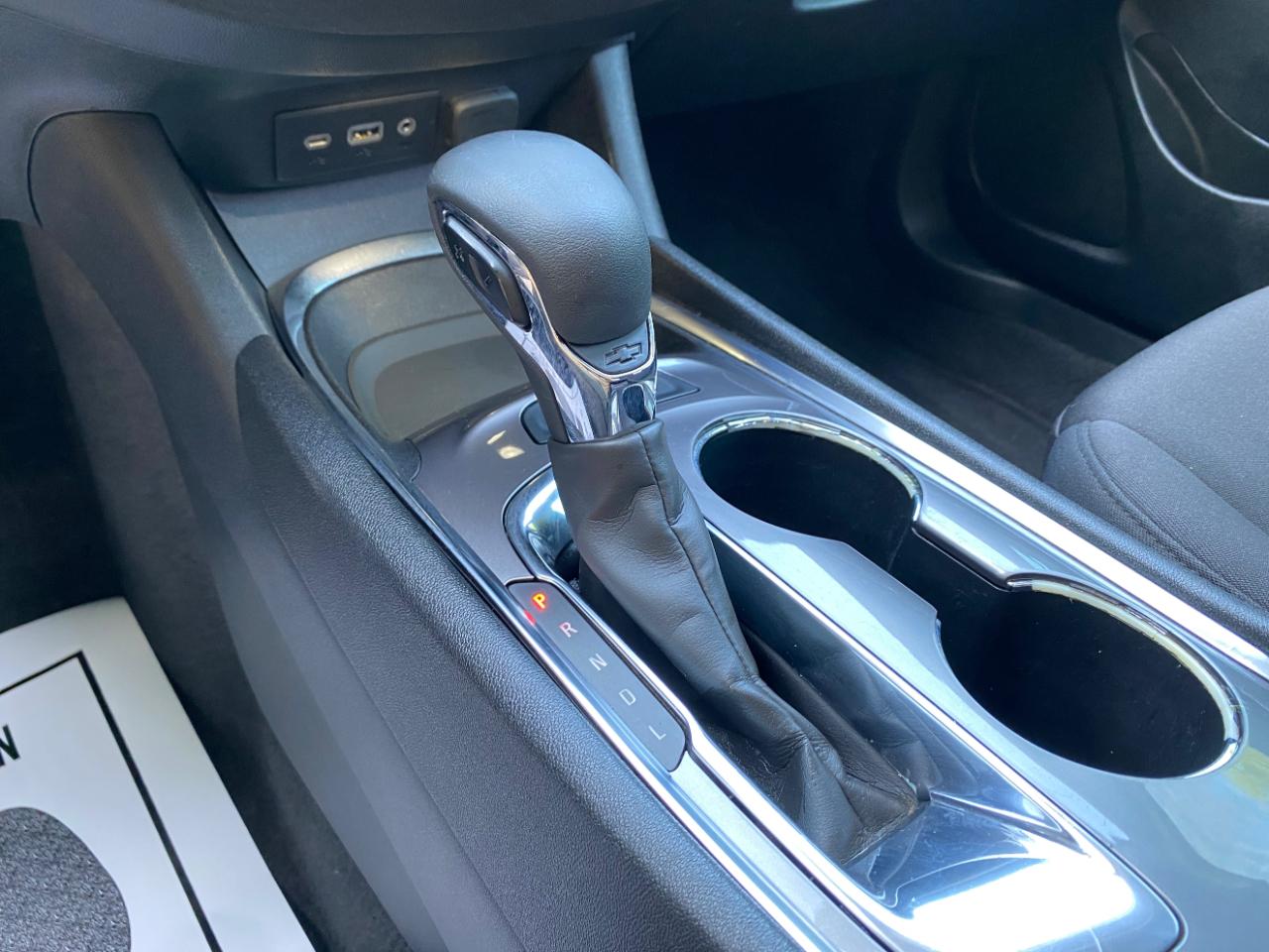 Chevrolet Malibu 4dr Sdn LT 2021