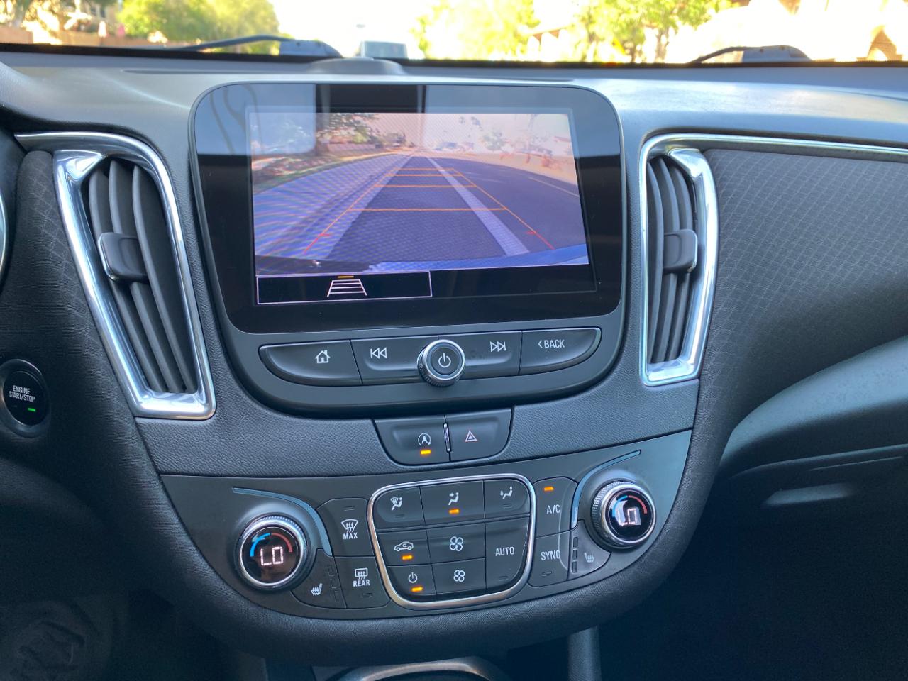 Chevrolet Malibu 4dr Sdn LT 2021