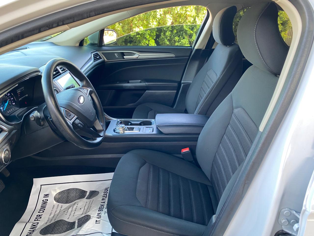 Ford Fusion SE FWD 2019