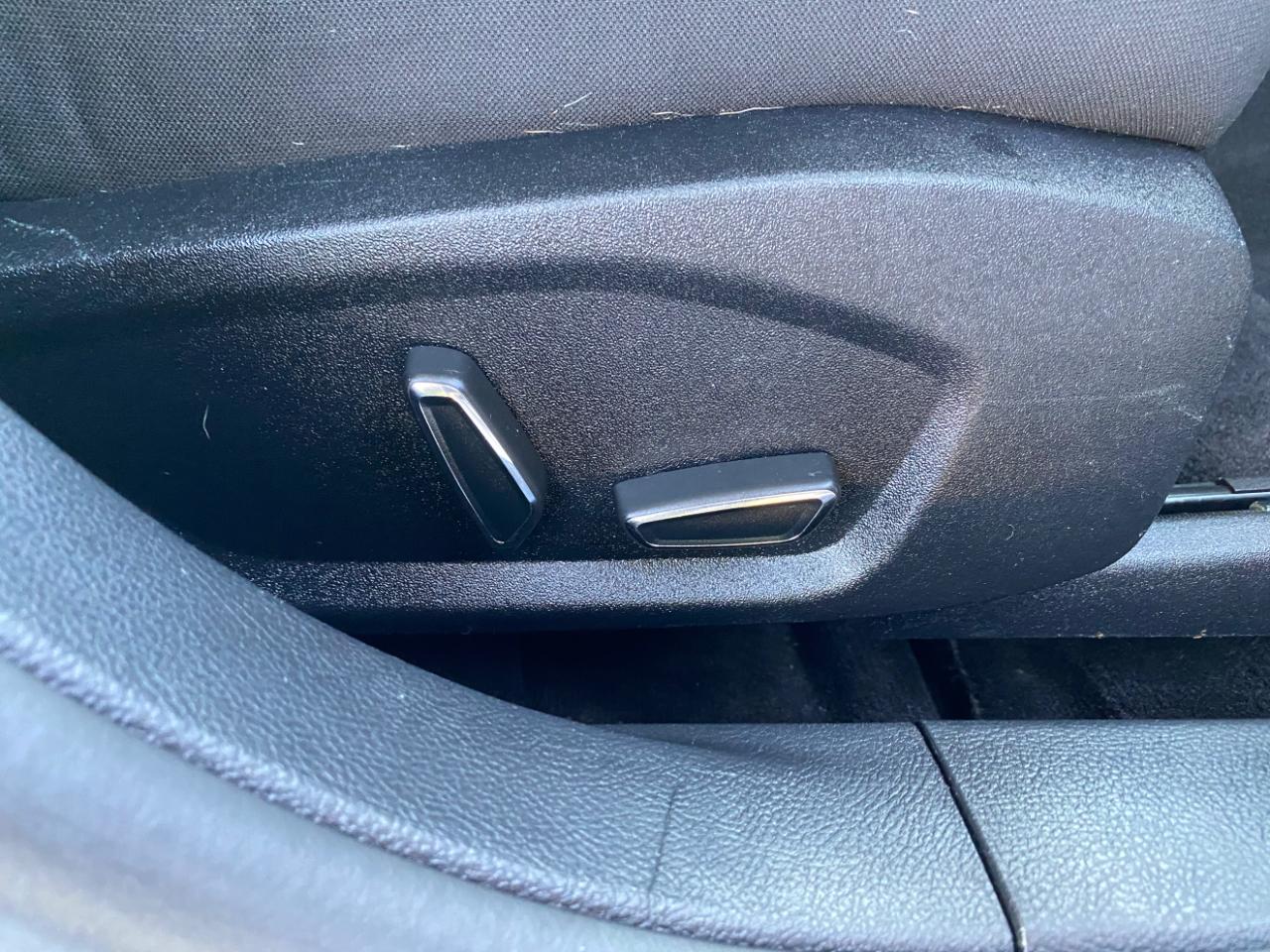 Ford Fusion SE FWD 2019