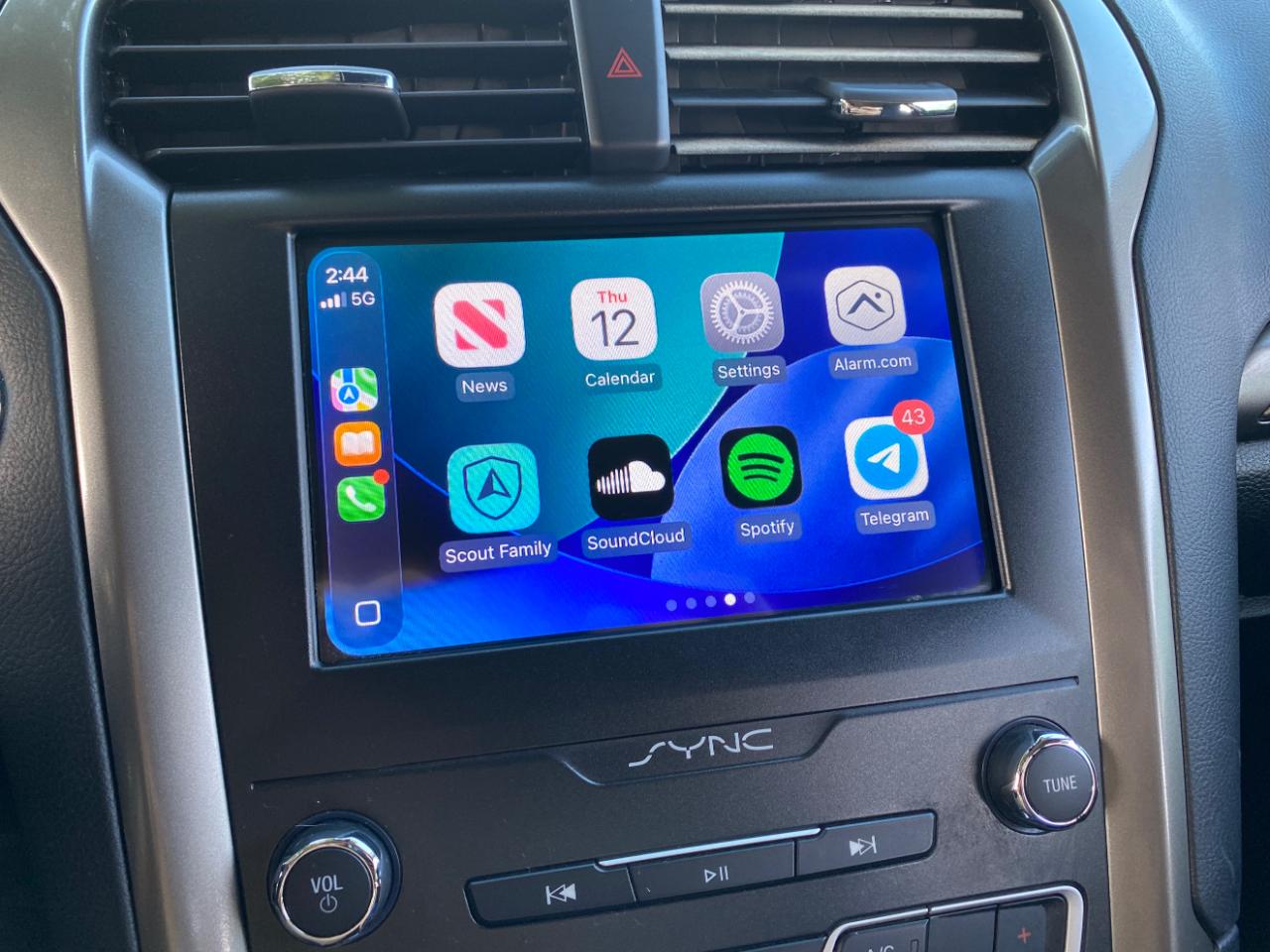 Ford Fusion SE FWD 2019